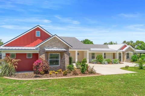 House in Geneva, Florida 3 bedrooms, 307.79 sq.m. № 2099486 - photo 2