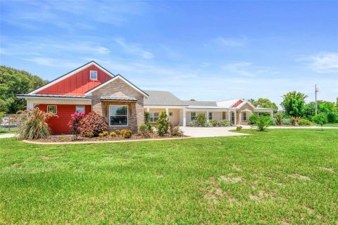 House in Geneva, Florida 3 bedrooms, 307.79 sq.m. № 2099486 - photo 5