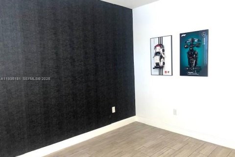 Townhouse in Margate, Florida 3 bedrooms, 129.51 sq.m. № 1993335 - photo 8