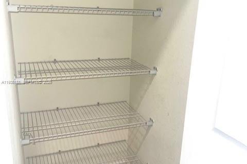 Townhouse in Margate, Florida 3 bedrooms, 129.51 sq.m. № 1993335 - photo 14