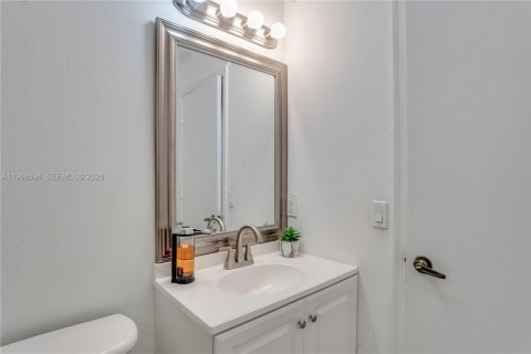 Copropriété à vendre à West Palm Beach, Floride: 3 chambres, 101.45 m2 № 2028487 - photo 29