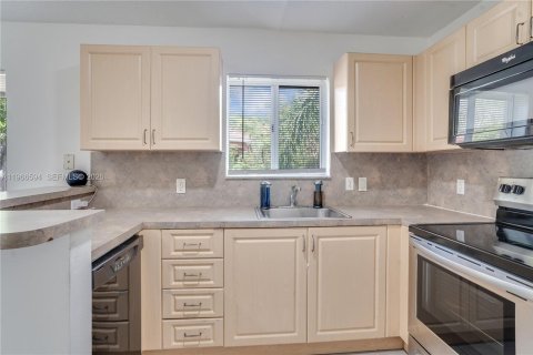 Copropriété à vendre à West Palm Beach, Floride: 3 chambres, 101.45 m2 № 2028487 - photo 17