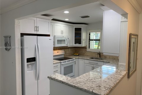 Купить кондоминиум в Стьюарт, Флорида 2 спальни, 105.44м2, № 2006402 - фото 8