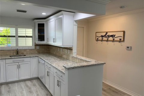 Купить кондоминиум в Стьюарт, Флорида 2 спальни, 105.44м2, № 2006402 - фото 7