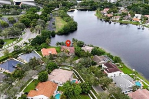 Casa en venta en Miramar, Florida, 4 dormitorios, 194.07 m2 № 2001703 - foto 2