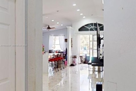 Villa ou maison à vendre à Miramar, Floride: 4 chambres, 194.07 m2 № 2001703 - photo 30