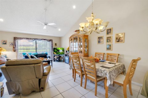 Купить таунхаус в Паркленд, Флорида 4 спальни, 186.36м2, № 1953935 - фото 7