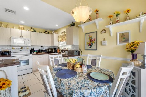 Купить таунхаус в Паркленд, Флорида 4 спальни, 186.36м2, № 1953935 - фото 14