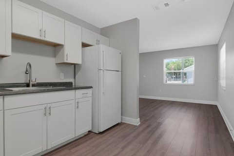Propiedad comercial en venta en Bradenton, Florida, 6 dormitorios, 189.15 m2 № 2304675 - foto 30