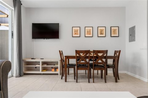 Townhouse in Kissimmee, Florida 3 bedrooms, 133.78 sq.m. № 2150675 - photo 14