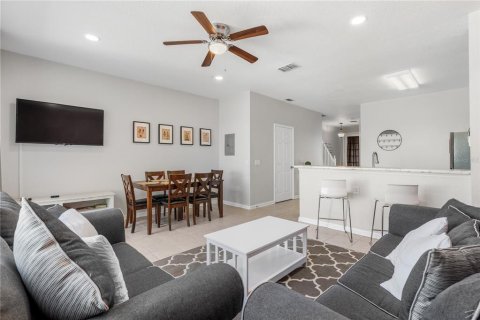 Townhouse in Kissimmee, Florida 3 bedrooms, 133.78 sq.m. № 2150675 - photo 15