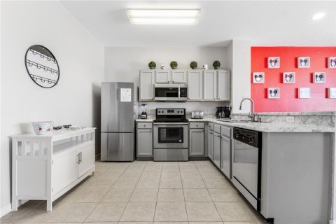Townhouse in Kissimmee, Florida 3 bedrooms, 133.78 sq.m. № 2150675 - photo 5