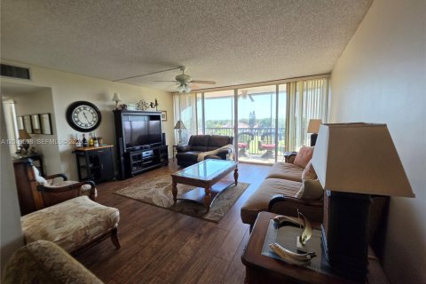 Condo à Lauderhill, Floride, 2 chambres  № 2146451