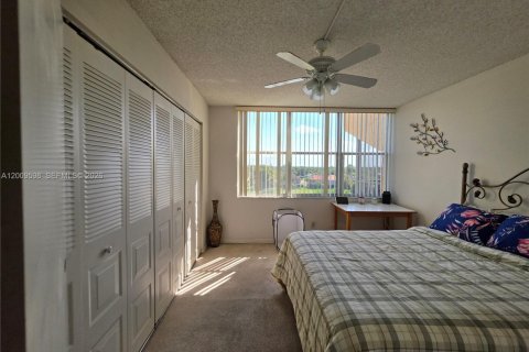 Copropriété à vendre à Lauderhill, Floride: 2 chambres, 98.48 m2 № 2146451 - photo 9