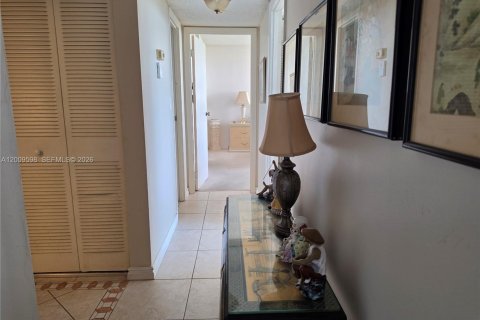 Copropriété à vendre à Lauderhill, Floride: 2 chambres, 98.48 m2 № 2146451 - photo 13
