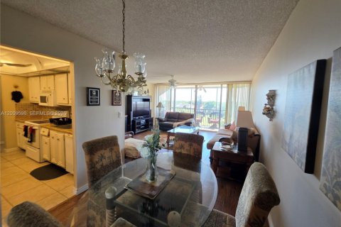 Copropriété à vendre à Lauderhill, Floride: 2 chambres, 98.48 m2 № 2146451 - photo 21