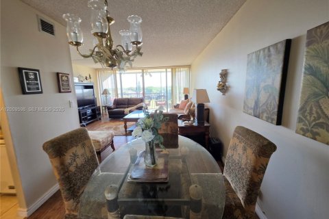 Copropriété à vendre à Lauderhill, Floride: 2 chambres, 98.48 m2 № 2146451 - photo 25