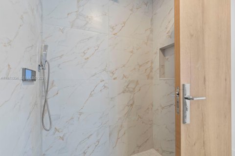 Casa en venta en Coral Springs, Florida, 4 dormitorios, 190.17 m2 № 2032137 - foto 20