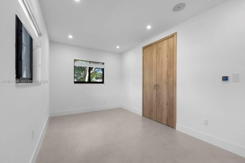 Casa en venta en Coral Springs, Florida, 4 dormitorios, 190.17 m2 № 2032137 - foto 26