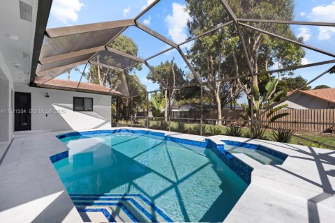 Casa en venta en Coral Springs, Florida, 4 dormitorios, 190.17 m2 № 2032137 - foto 4