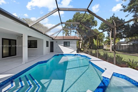 Casa en venta en Coral Springs, Florida, 4 dormitorios, 190.17 m2 № 2032137 - foto 3