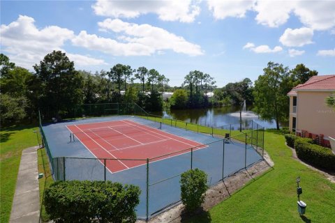 Condo in Sarasota, Florida, 1 bedroom  № 2393794 - photo 10