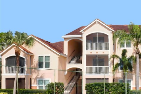 Condo in Sarasota, Florida, 1 bedroom № 2393794