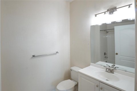 Condo in Sarasota, Florida, 1 bedroom  № 2393794 - photo 15