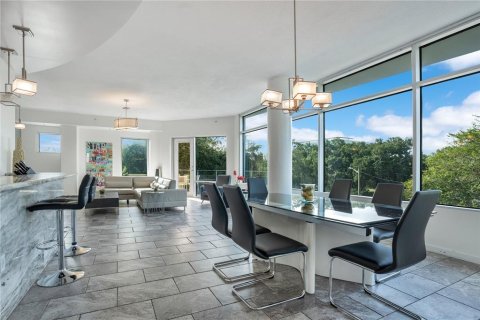 Condominio en alquiler en Orlando, Florida, 3 dormitorios, 186.64 m2 № 1901812 - foto 14
