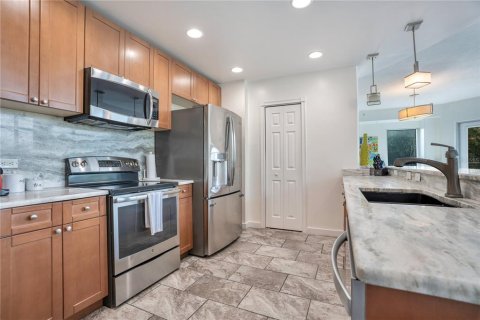Condominio en alquiler en Orlando, Florida, 3 dormitorios, 186.64 m2 № 1901812 - foto 18
