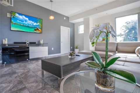 Condominio en alquiler en Orlando, Florida, 3 dormitorios, 186.64 m2 № 1901812 - foto 23