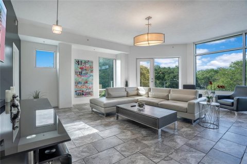 Condominio en alquiler en Orlando, Florida, 3 dormitorios, 186.64 m2 № 1901812 - foto 21
