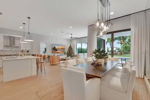 Снять в аренду виллу или дом в Бока-Ратон, Флорида 4 спальни, 245.73м2, № 2058502 - фото 10