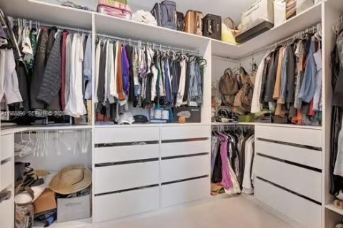 Снять в аренду виллу или дом в Бока-Ратон, Флорида 4 спальни, 245.73м2, № 2058502 - фото 28