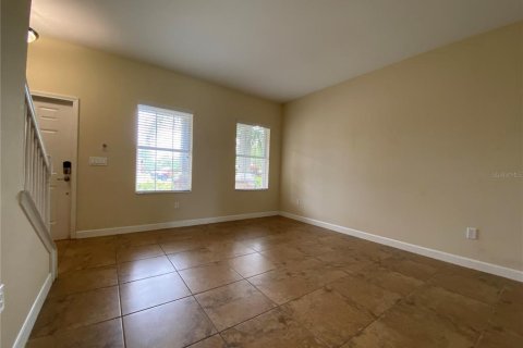 House in Winter Garden, Florida 5 bedrooms, 306.3 sq.m. № 2378047 - photo 4