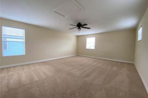 House in Winter Garden, Florida 5 bedrooms, 306.3 sq.m. № 2378047 - photo 24