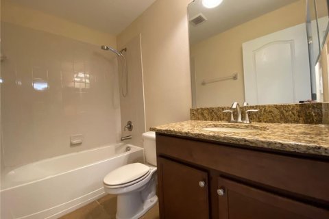House in Winter Garden, Florida 5 bedrooms, 306.3 sq.m. № 2378047 - photo 28