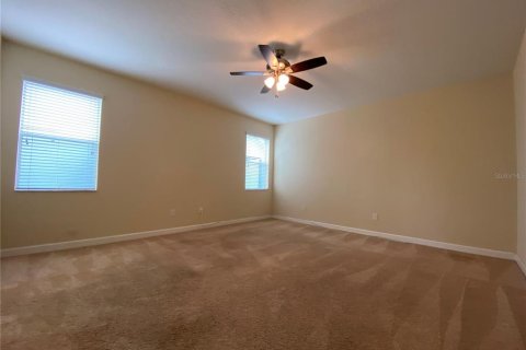 House in Winter Garden, Florida 5 bedrooms, 306.3 sq.m. № 2378047 - photo 21