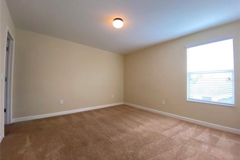 House in Winter Garden, Florida 5 bedrooms, 306.3 sq.m. № 2378047 - photo 27