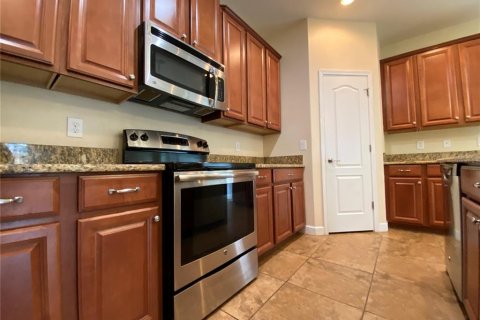 House in Winter Garden, Florida 5 bedrooms, 306.3 sq.m. № 2378047 - photo 10