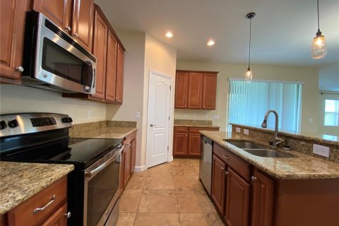 House in Winter Garden, Florida 5 bedrooms, 306.3 sq.m. № 2378047 - photo 9