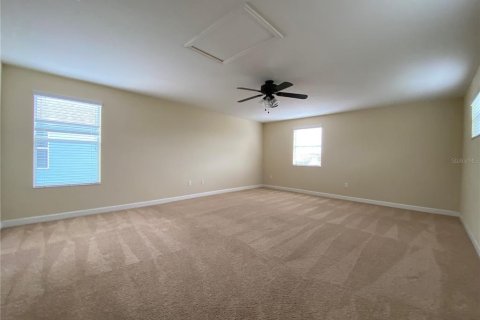 House in Winter Garden, Florida 5 bedrooms, 306.3 sq.m. № 2378047 - photo 25