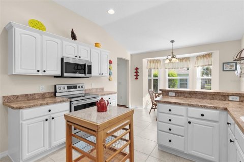 Casa en venta en The Villages, Florida, 3 dormitorios, 138.24 m2 № 1914934 - foto 12