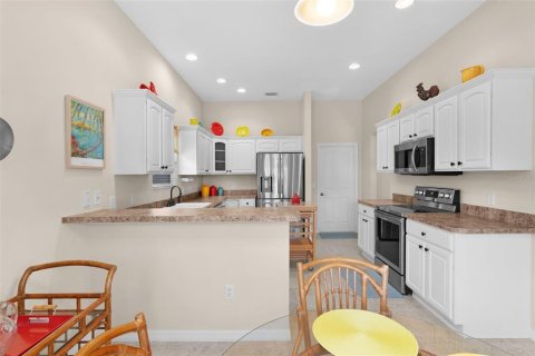 Casa en venta en The Villages, Florida, 3 dormitorios, 138.24 m2 № 1914934 - foto 15