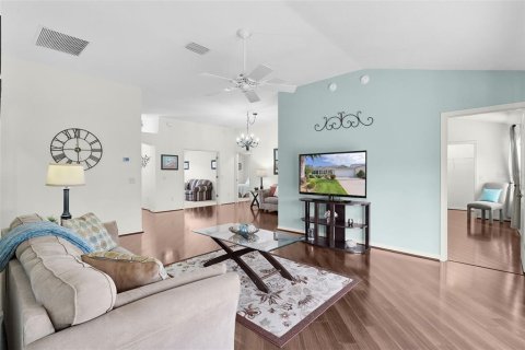 Casa en venta en The Villages, Florida, 3 dormitorios, 138.24 m2 № 1914934 - foto 9
