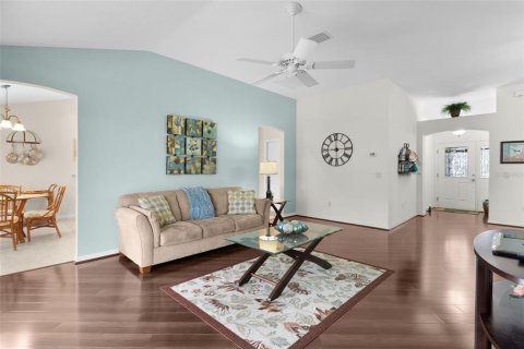 Casa en venta en The Villages, Florida, 3 dormitorios, 138.24 m2 № 1914934 - foto 5