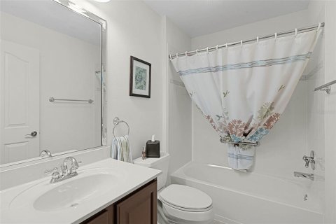 Casa en venta en The Villages, Florida, 3 dormitorios, 138.24 m2 № 1914934 - foto 20