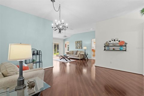 Casa en venta en The Villages, Florida, 3 dormitorios, 138.24 m2 № 1914934 - foto 2