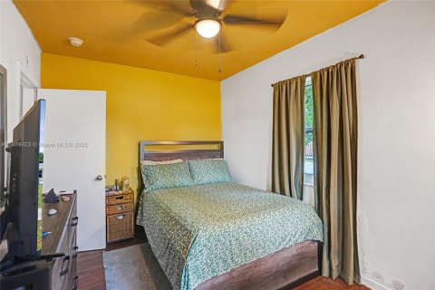 Casa en venta en Miami Gardens, Florida, 3 dormitorios, 106.84 m2 № 1941918 - foto 10