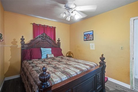 Casa en venta en Miami Gardens, Florida, 3 dormitorios, 106.84 m2 № 1941918 - foto 14